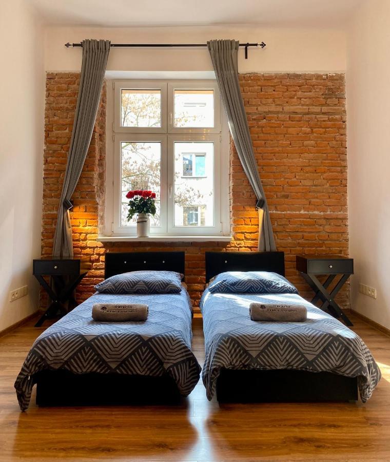 Topolove Rooms & Apartments Krasków Exterior foto